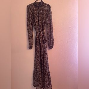 Banana Republic achromatic dress